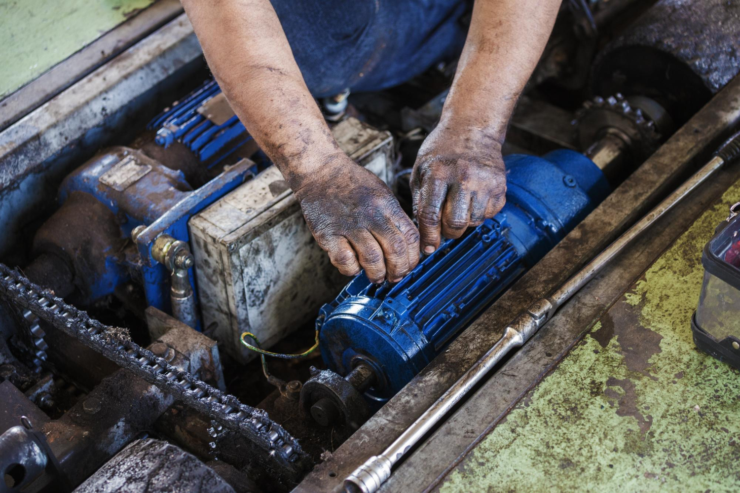 Jeneratör Yakıt Pompası Arızası Nasıl Anlaşılır? Yakıt Pompası Bakımı, Belirtiler ve Çalışma Sorunları Rehberi 1 Jenerator Yakit Pompasi Arizasi Nasil Anlasilir Yakit Pompasi Bakimi Belirtiler ve Calisma Sorunlari Rehberi
